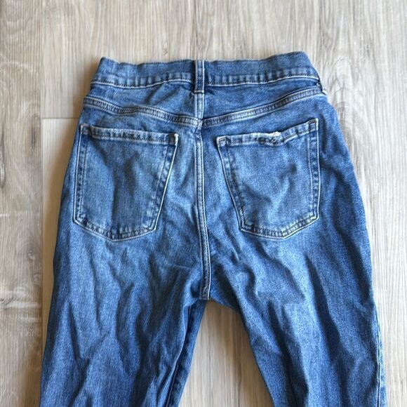 Old Navy Sky Hi Straight Jeans Size 4 - Picture 4 of 6